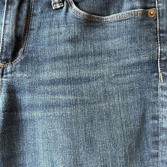 Banana Republic Factory Slim Bootcut Jeans Size 28/6R - Picture 4 of 14